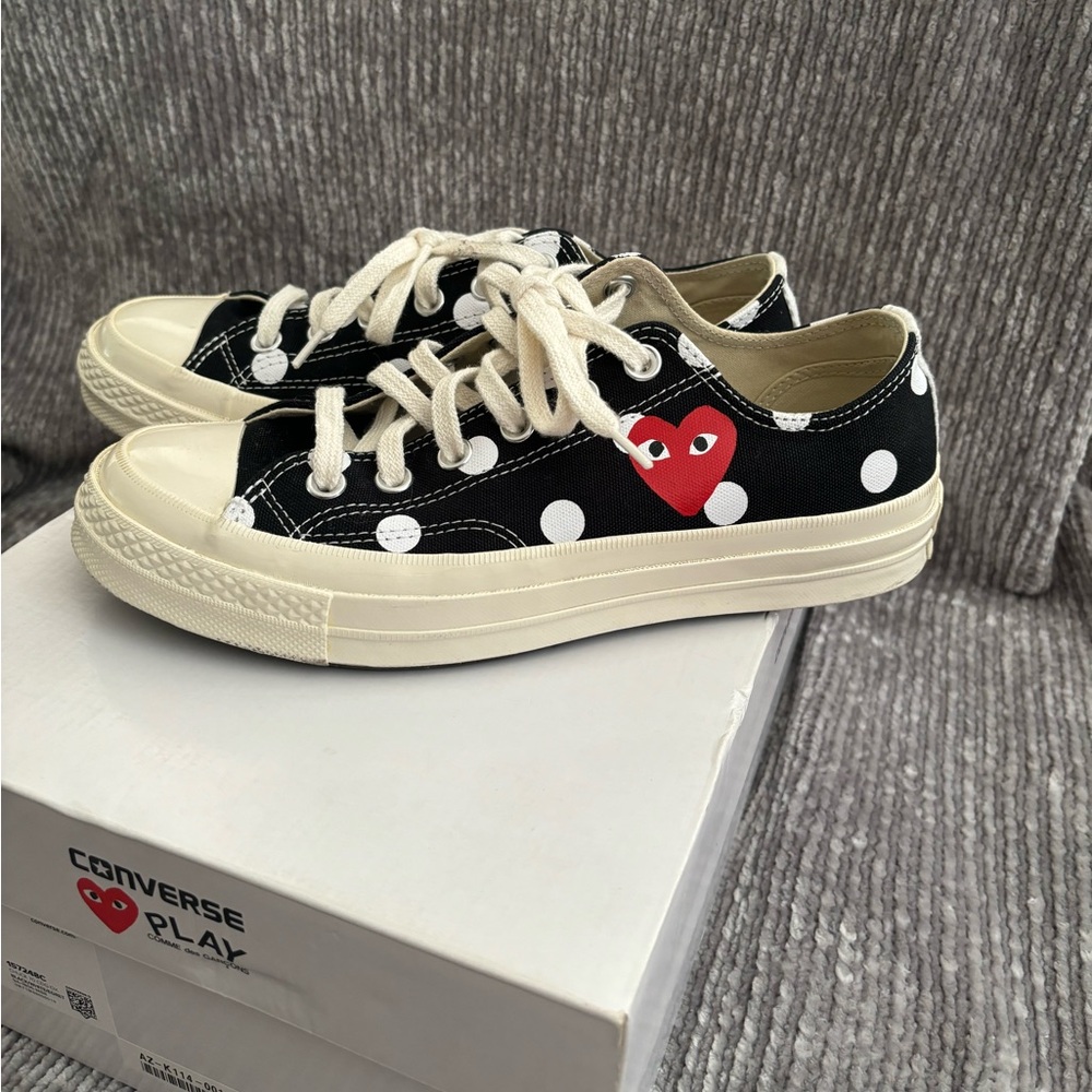 Converse Play shoes men’s 6, women’s 8